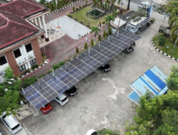 ESDM Kaltim Hadirkan Charging Gratis PLTS untuk Ojol