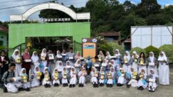 Yamaha Gelar Pelatihan Ekonomi Kreatif di SMAN 9 & SMAN 16 Samarinda, Siswa Antusias Ikuti Kelas Merangkai Bunga dan Menghias Kue